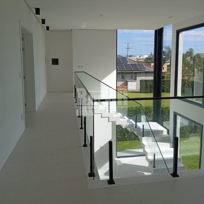 LOTE 001 Sobrado na beira mar na praia da Itapeva em Torres/RS com 507,36 m2, situado no Condomínio , localizado em Torres - RS