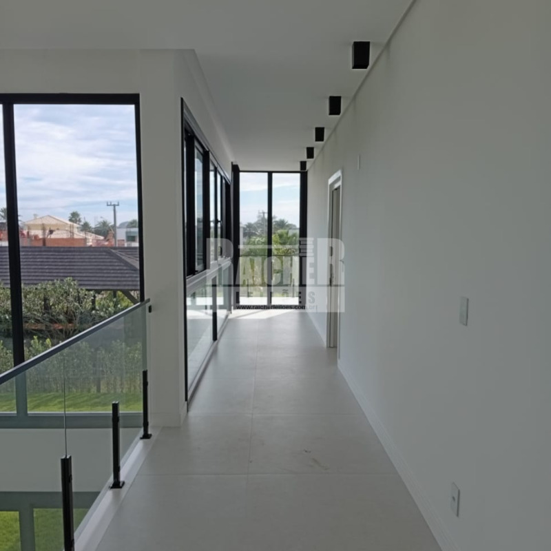 LOTE 001 Sobrado na beira mar na praia da Itapeva em Torres/RS com 507,36 m2, situado no Condomínio , localizado em Torres - RS