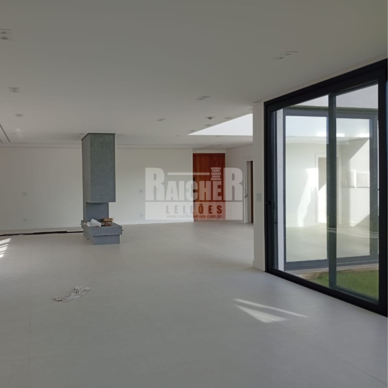 LOTE 001 Sobrado na beira mar na praia da Itapeva em Torres/RS com 507,36 m2, situado no Condomínio , localizado em Torres - RS