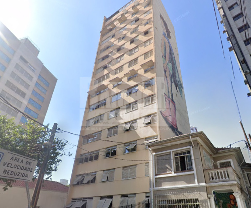 Imagem do imóvel LOTE 002 Apartamento nº 5, localizado no 5º andar do Edifício Delia, situado na Rua Maestro Cardim, 