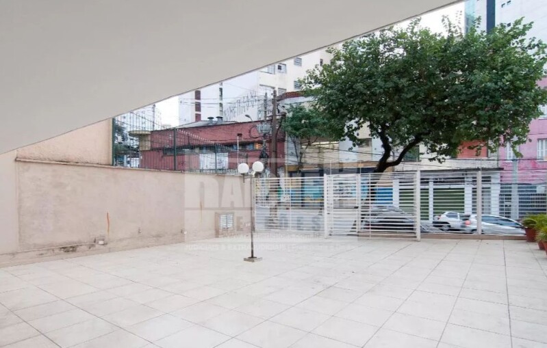 LOTE 002 Apartamento nº 5, localizado no 5º andar do Edifício Delia, situado na Rua Maestro Cardim, , localizado em São Paulo - SP