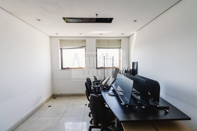 LOTE 001 Sala nº 131 a 136, unificada e localizada no 13º andar do Edifício Tuiutí Office Tower, Tat, localizado em São Paulo - SP