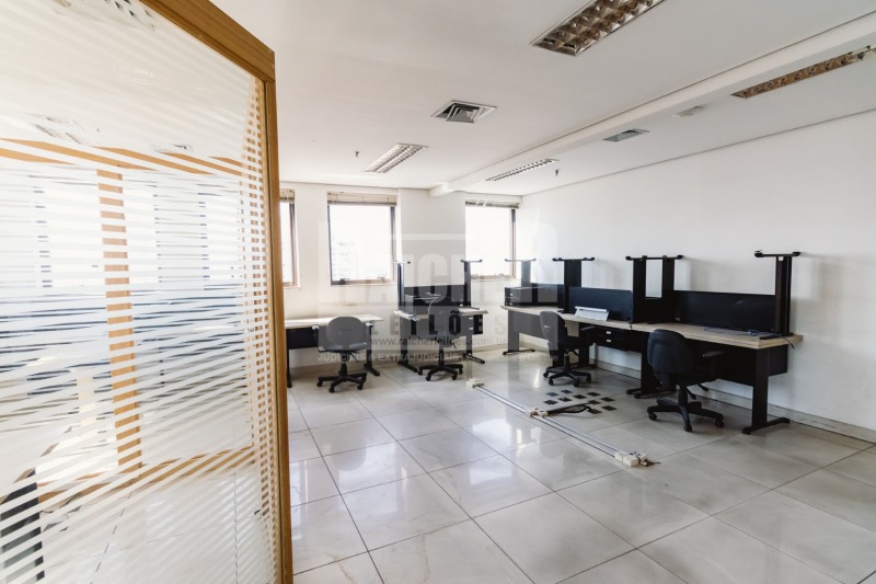 LOTE 001 Sala nº 131 a 136, unificada e localizada no 13º andar do Edifício Tuiutí Office Tower, Tat, localizado em São Paulo - SP