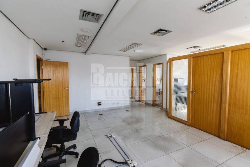 LOTE 001 Sala nº 131 a 136, unificada e localizada no 13º andar do Edifício Tuiutí Office Tower, Tat, localizado em São Paulo - SP