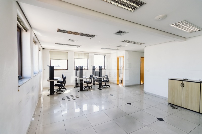 LOTE 001 Sala nº 131 a 136, unificada e localizada no 13º andar do Edifício Tuiutí Office Tower, Tat, localizado em São Paulo - SP