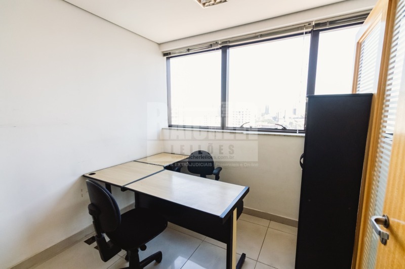 LOTE 001 Sala nº 131 a 136, unificada e localizada no 13º andar do Edifício Tuiutí Office Tower, Tat, localizado em São Paulo - SP