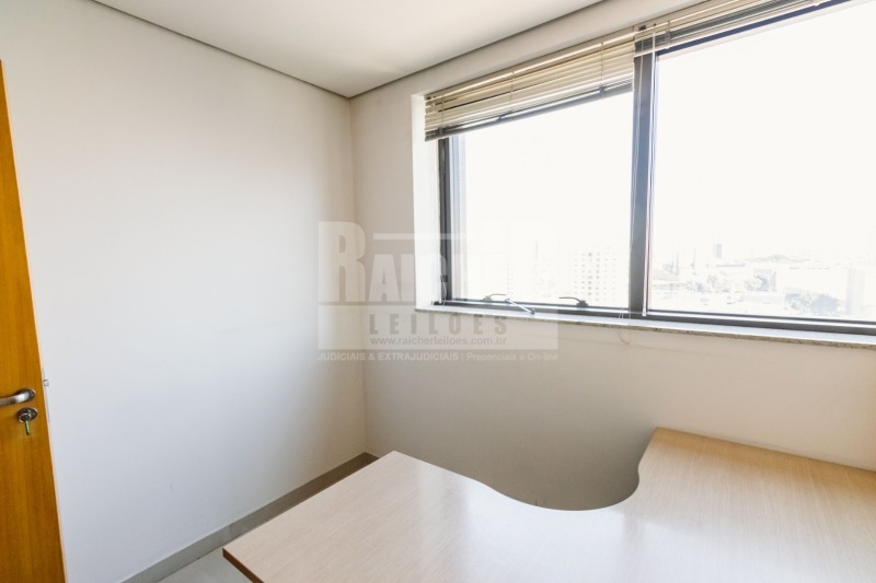 LOTE 001 Sala nº 131 a 136, unificada e localizada no 13º andar do Edifício Tuiutí Office Tower, Tat, localizado em São Paulo - SP