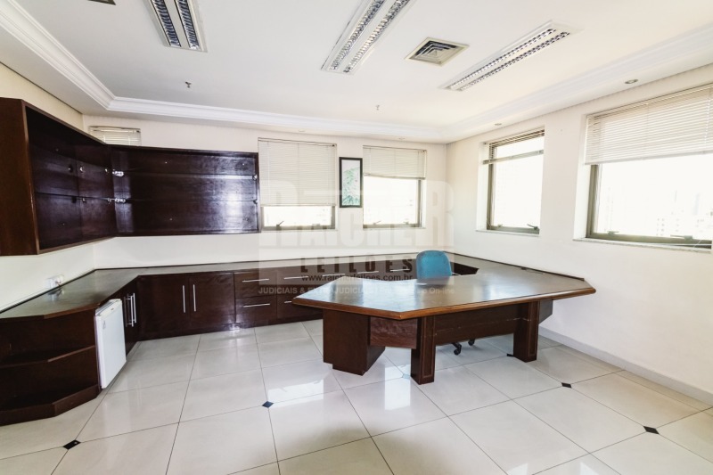 LOTE 001 Sala nº 131 a 136, unificada e localizada no 13º andar do Edifício Tuiutí Office Tower, Tat, localizado em São Paulo - SP