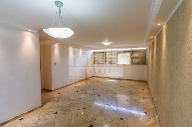 LOTE 001 Apartamento nº 5, localizado no 5º andar do Edifício Delia, situado na Rua Maestro Cardim, , localizado em São Paulo - SP