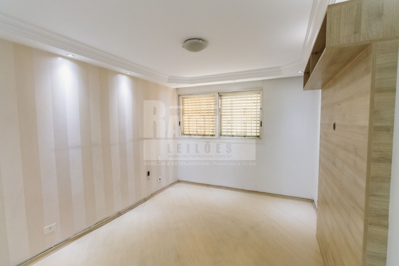 LOTE 001 Apartamento nº 5, localizado no 5º andar do Edifício Delia, situado na Rua Maestro Cardim, , localizado em São Paulo - SP
