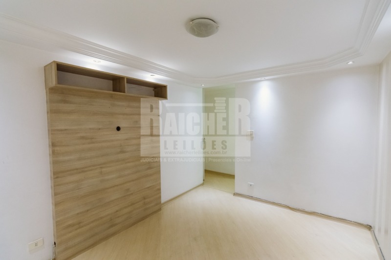 LOTE 001 Apartamento nº 5, localizado no 5º andar do Edifício Delia, situado na Rua Maestro Cardim, , localizado em São Paulo - SP