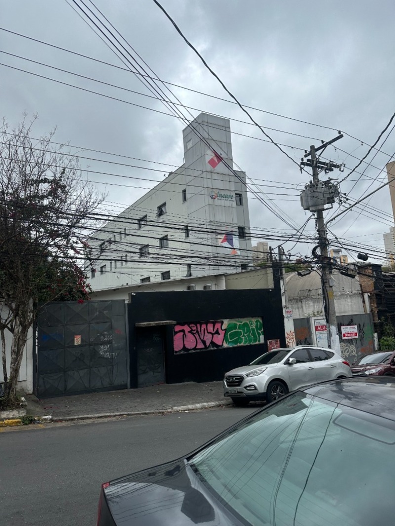 LOTE 001 Prédio com instalações para hospital, situado a Rua Fidalga nº 58, na Vila Madalena/SP, localizado em São Paulo - SP