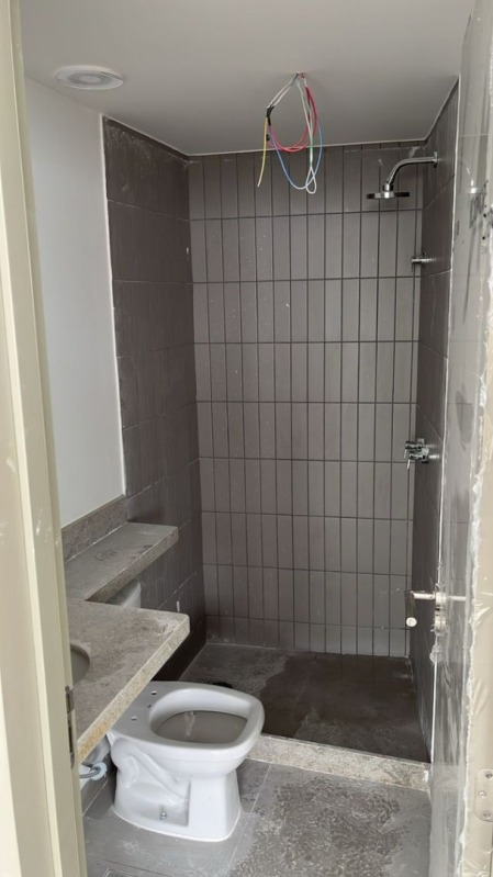 LOTE 005 Apartamento em construção nº 2913, “Torre H”, Av. das Américas, Lote 06 do PAL 43897, n.º 1, localizado em Rio De Janeiro - RJ, bairro Barra da Tijuca