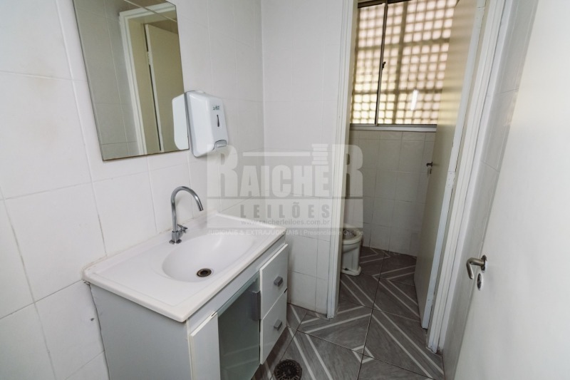 LOTE 010 Conjunto nº 41, localizado no 4º andar do Edifício Apollo II, situado na Rua Luiz Coelho, n, localizado em São Paulo - SP, bairro Consolação