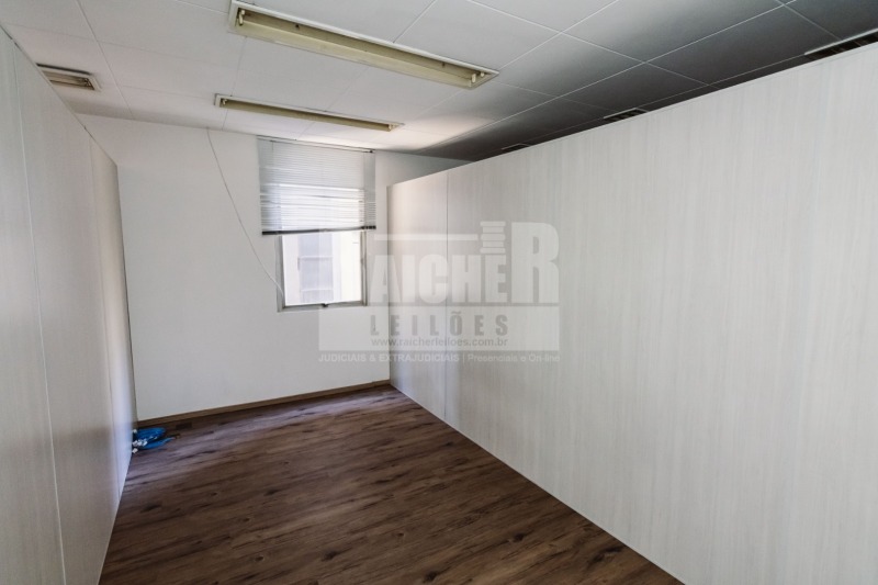 LOTE 010 Conjunto nº 41, localizado no 4º andar do Edifício Apollo II, situado na Rua Luiz Coelho, n, localizado em São Paulo - SP, bairro Consolação