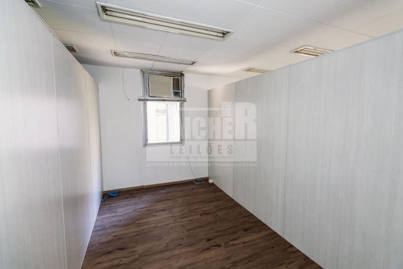 LOTE 010 Conjunto nº 41, localizado no 4º andar do Edifício Apollo II, situado na Rua Luiz Coelho, n, localizado em São Paulo - SP, bairro Consolação