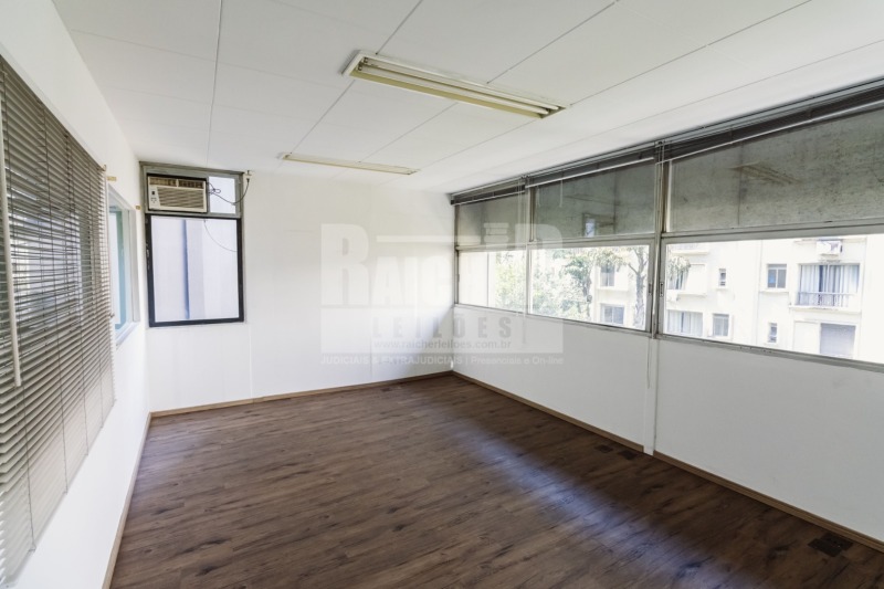 LOTE 010 Conjunto nº 41, localizado no 4º andar do Edifício Apollo II, situado na Rua Luiz Coelho, n, localizado em São Paulo - SP, bairro Consolação